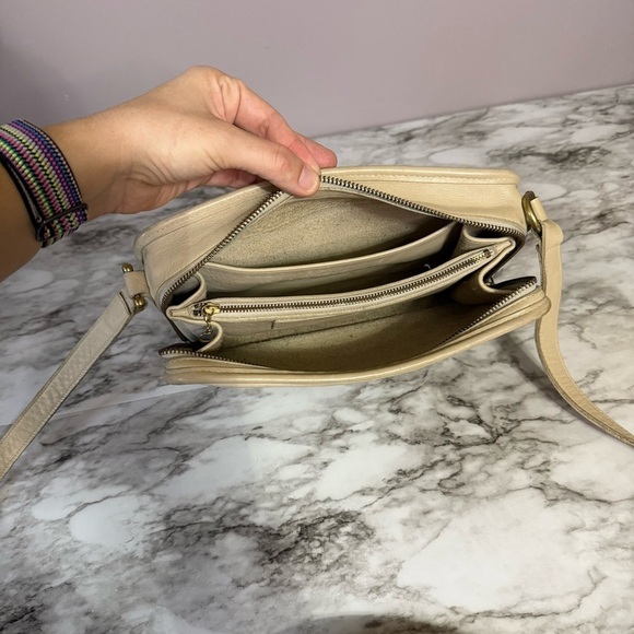 Vintage Coach Leather Multizip Crossbody Bag Serial No. L5C-9974 Bone Leather - Picture 9 of 15